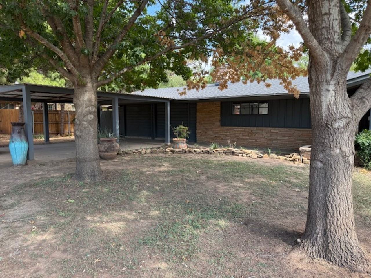 2073 Highland Avenue - Photo 2 of 26