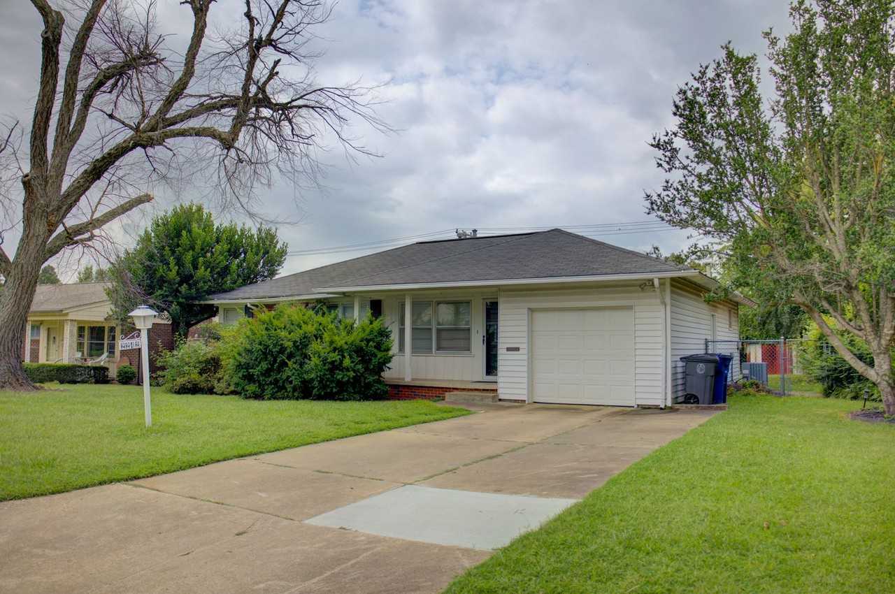 2242 South Florence Place - Photo 2 of 36