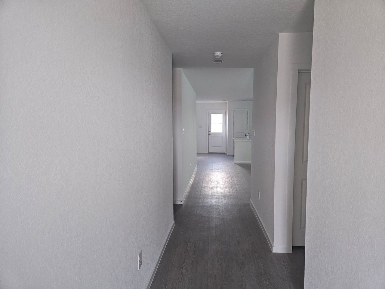 3449 Sky Pl - Photo 4 of 30