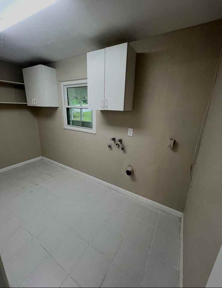 4732 Luce Rd - Photo 7 of 18