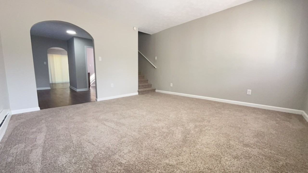 424 South Elliott Street - Photo 7 of 13