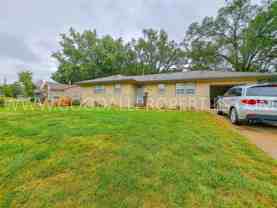 2715 Meadow Ln - Photo 1 of 1