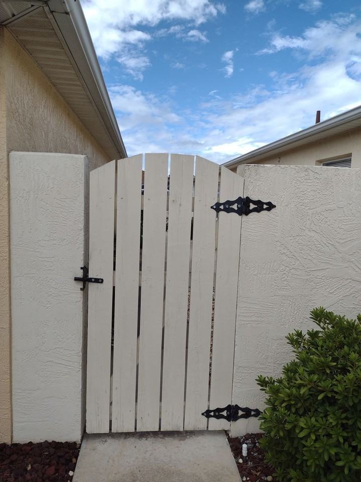 1116 San Bernardo Rd - Photo 3 of 34