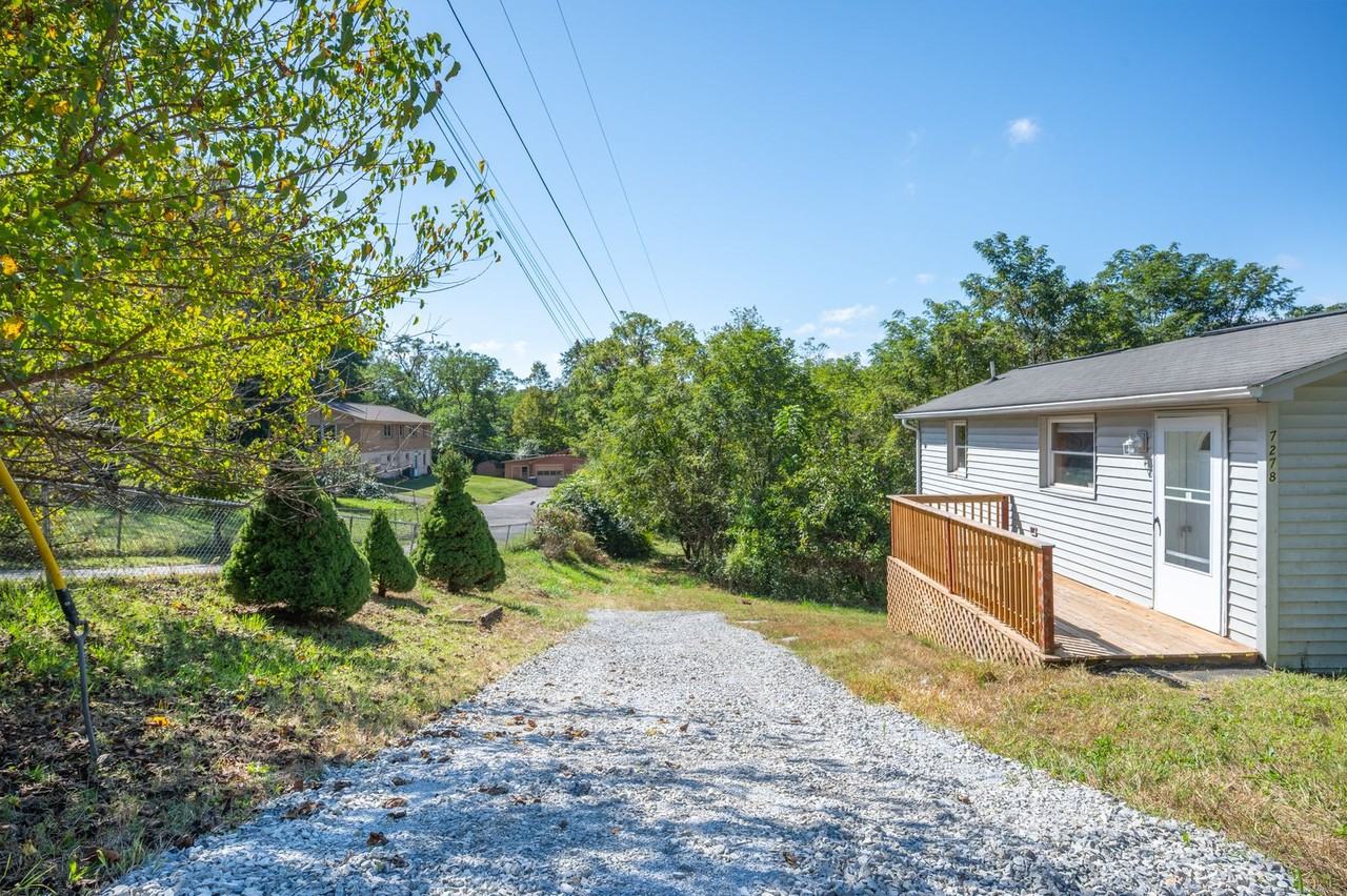 7278 Manns Dr - Photo 2 of 20