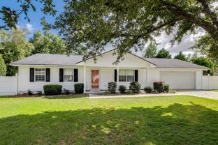 209 Four Oaks Ct - Photo 1 of 1