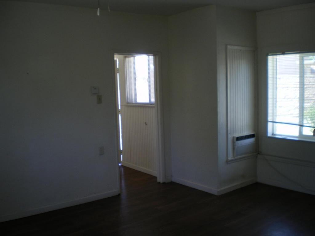 789 N Palm Ave - Photo 4 of 7