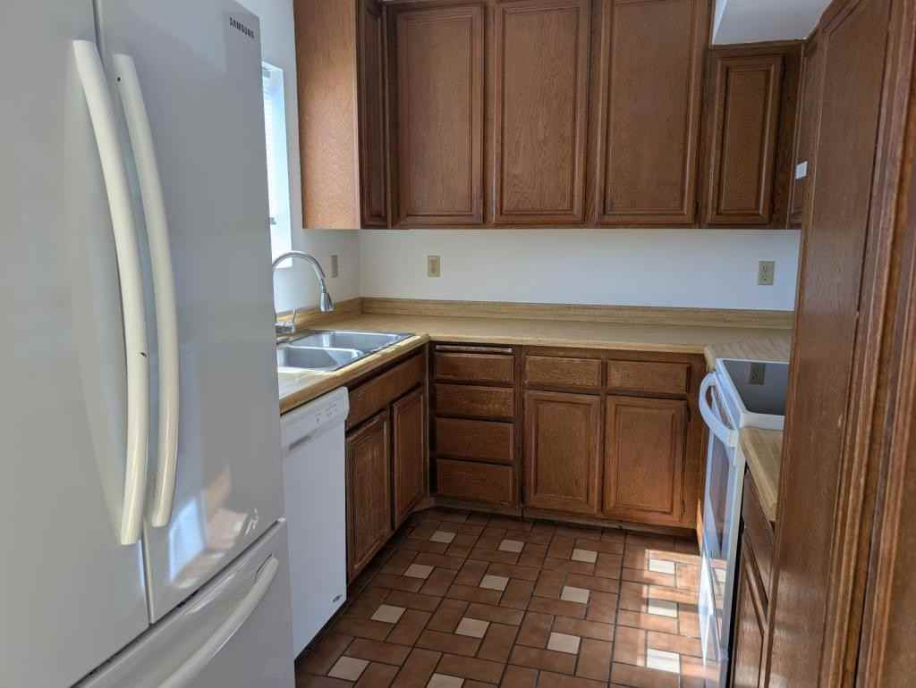 1325 Presto St - Photo 4 of 10