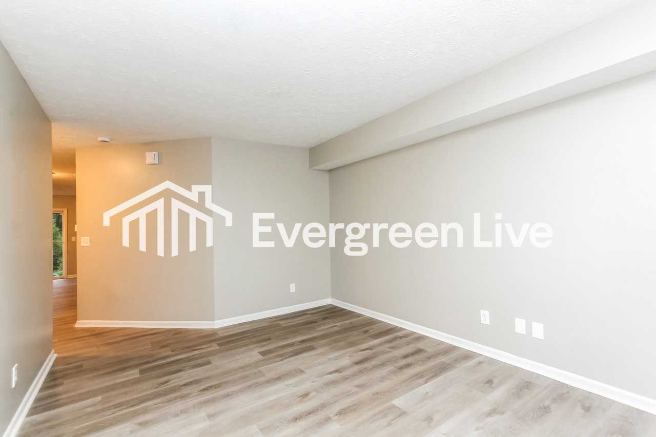 7760 Serene Stream Way - Photo 5 of 16