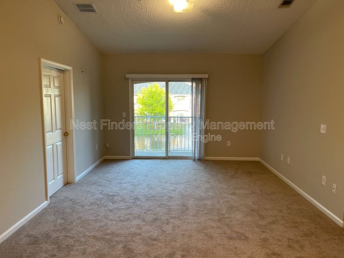 9575 Amarante Circle #10 - Photo 4 of 10