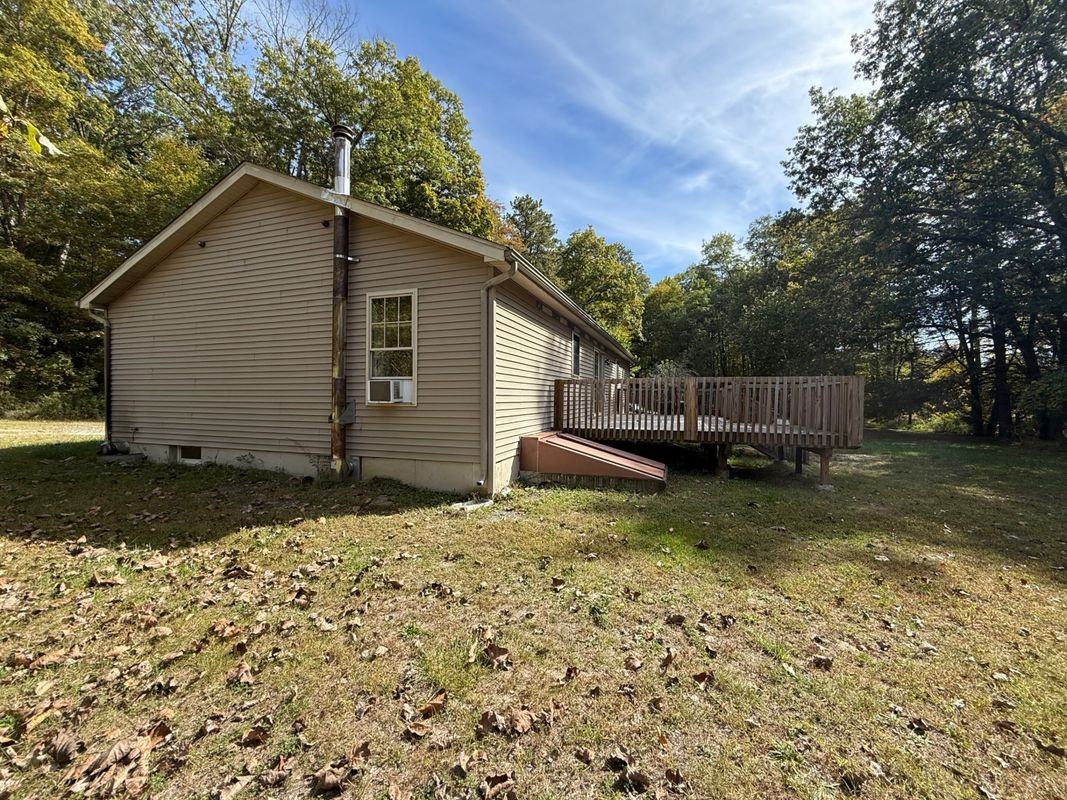 14 Shannon Ln - Photo 2 of 8