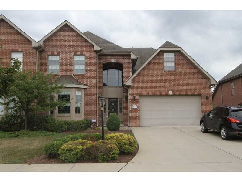 1430 Laurel Dr - Photo 2 of 25