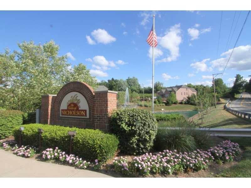 1430 Laurel Dr - Photo 3 of 25