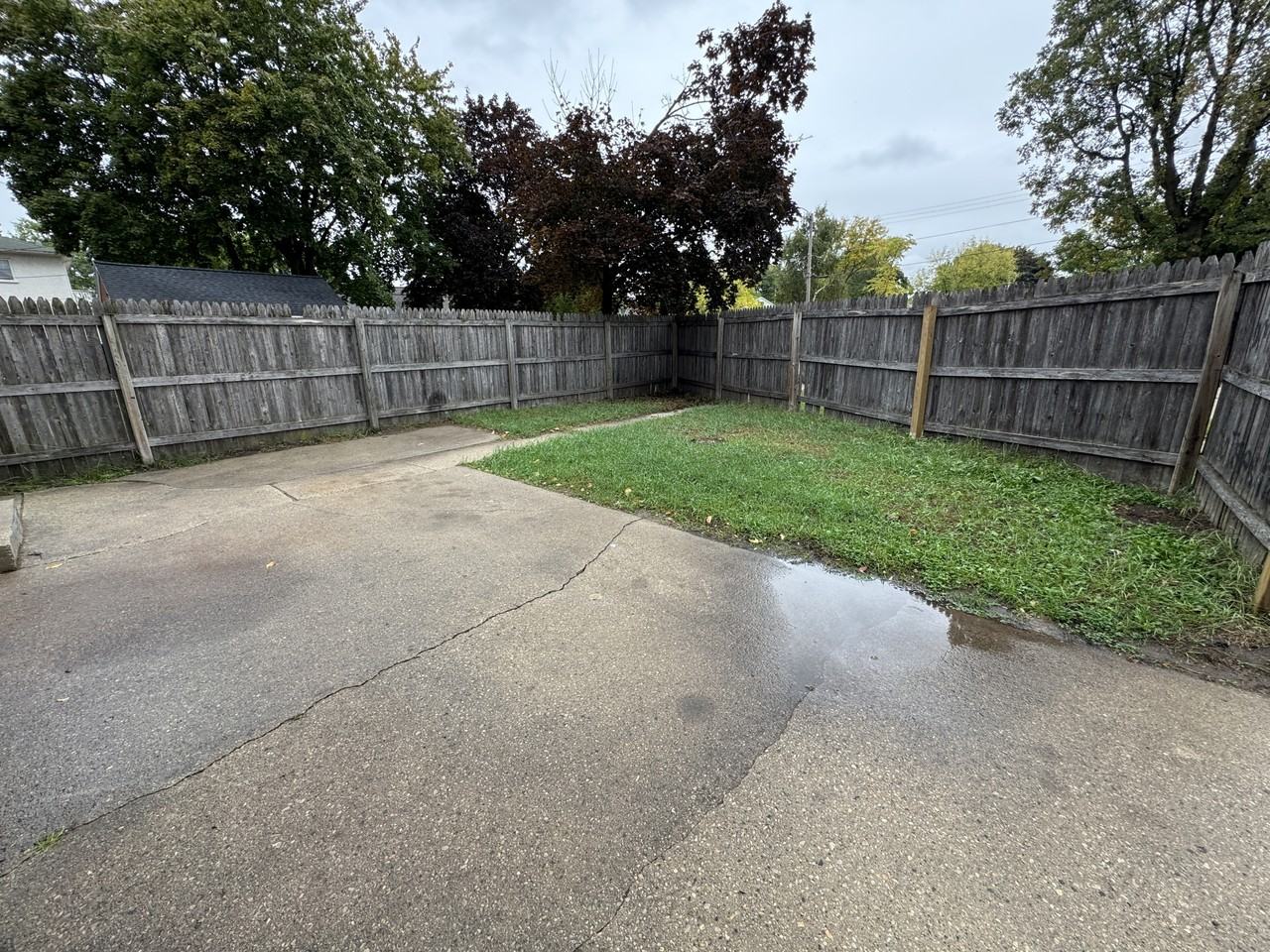 1493 Harvey St - Photo 3 of 15