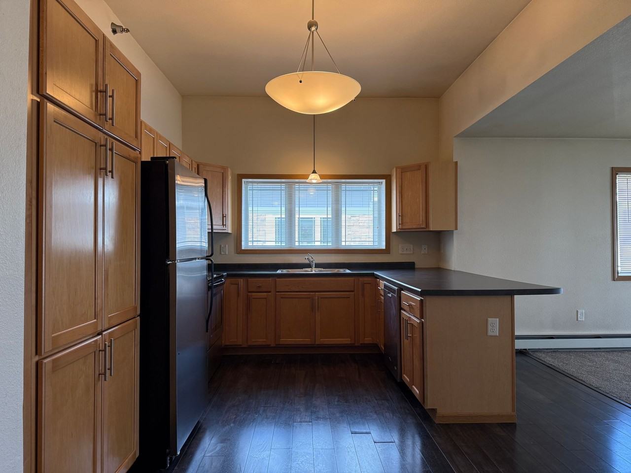 West Lake II Apartments - Photo 3 of 31