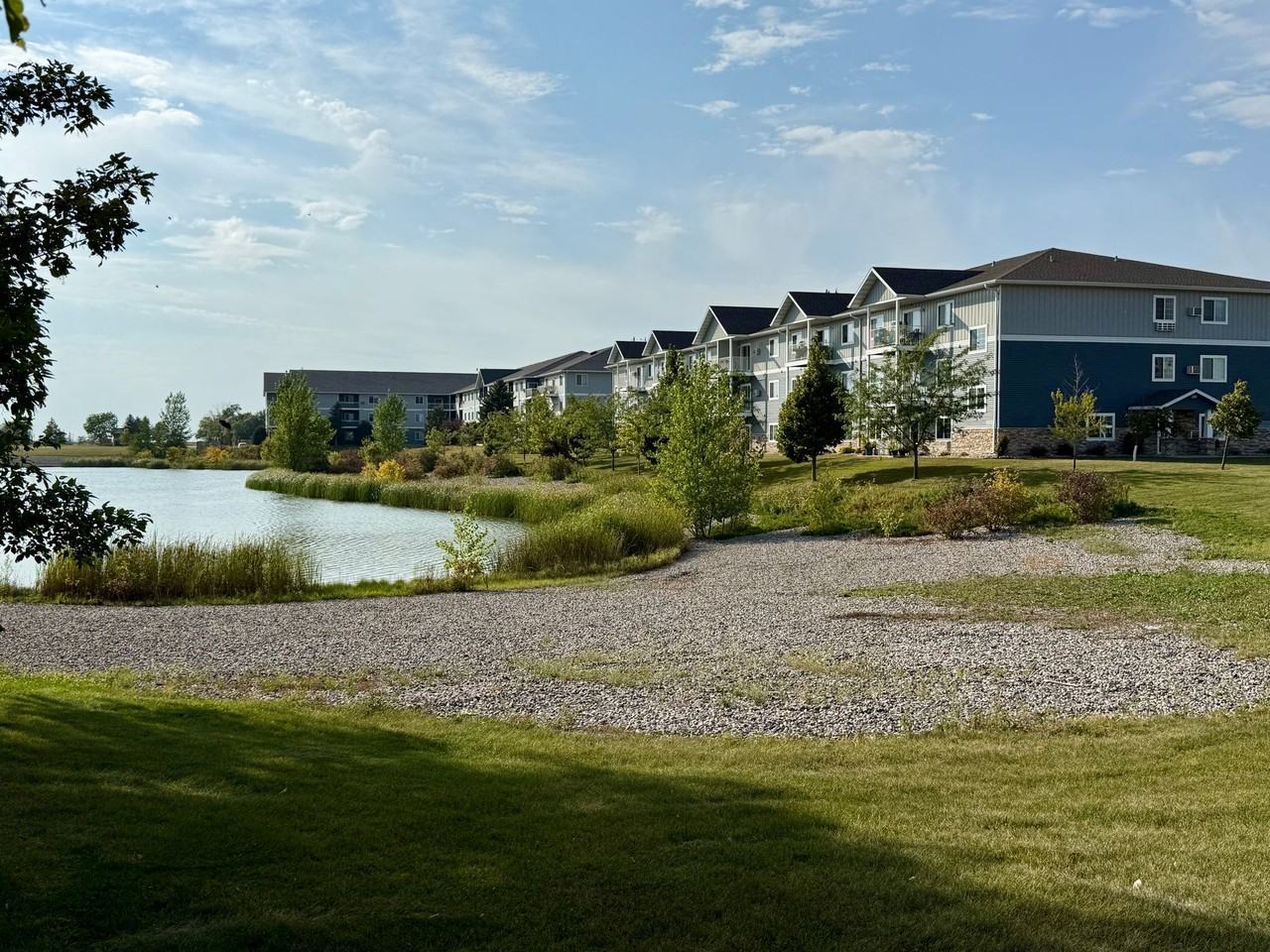 West Lake III Apartments - Photo 3 of 43