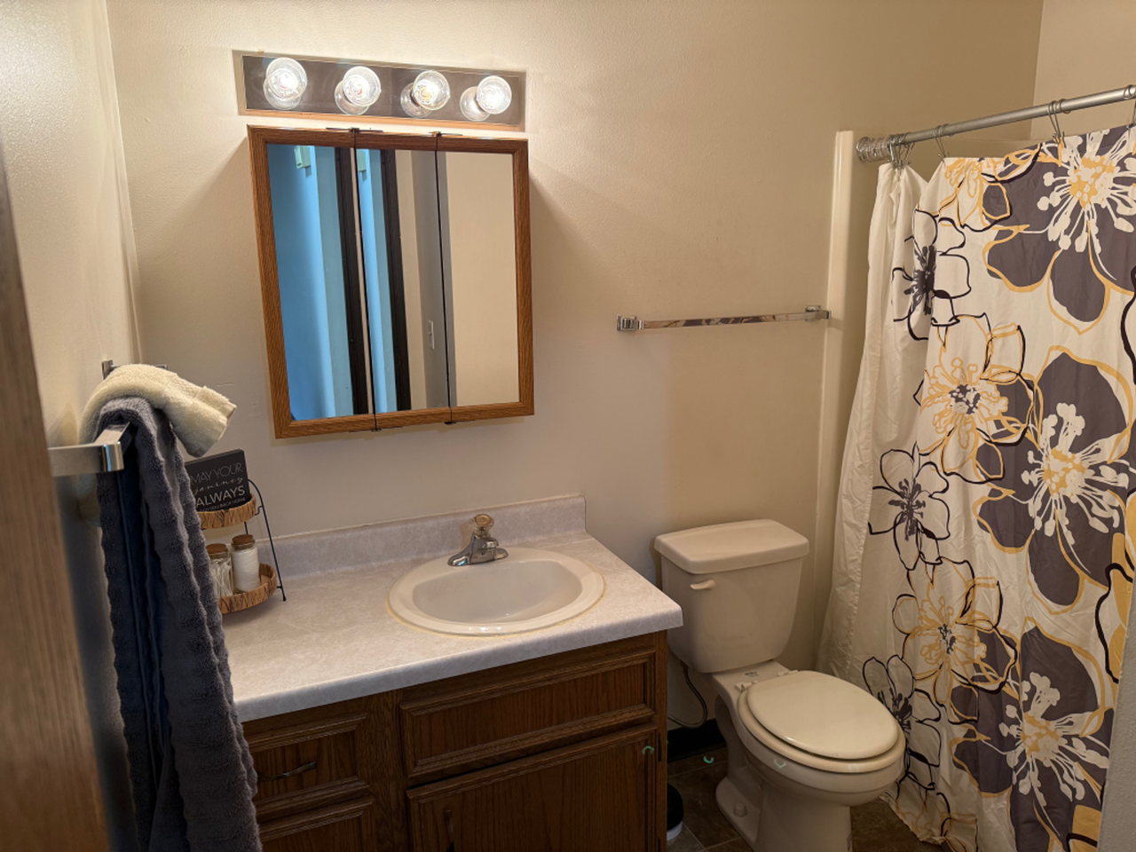 Silver Leaf Apartments - Photo 2 of 44