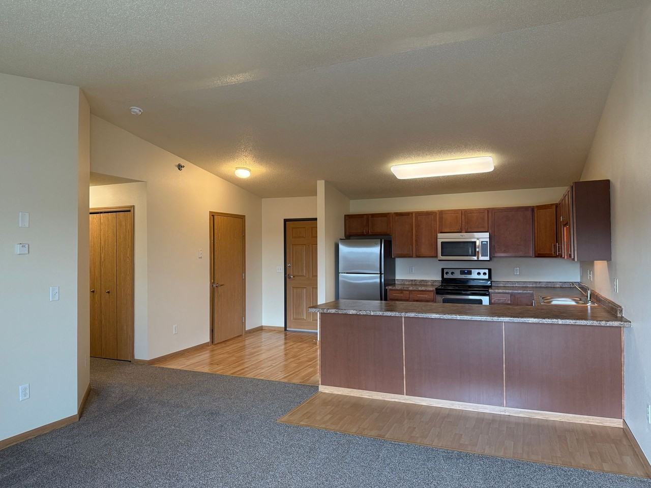 The Edge of Osgood Apartments - Photo 6 of 50