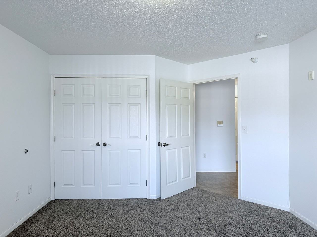 Old Orchard Apartments - Photo 3 of 21