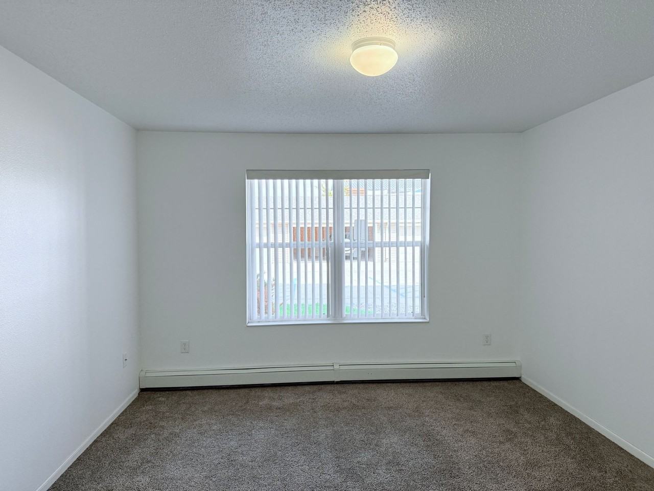 Old Orchard Apartments - Photo 4 of 21