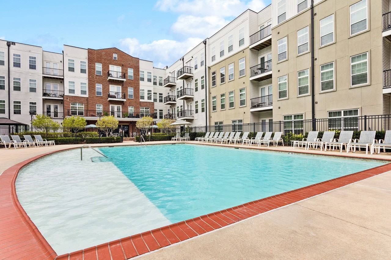 Lumina - Photo 2 of 42