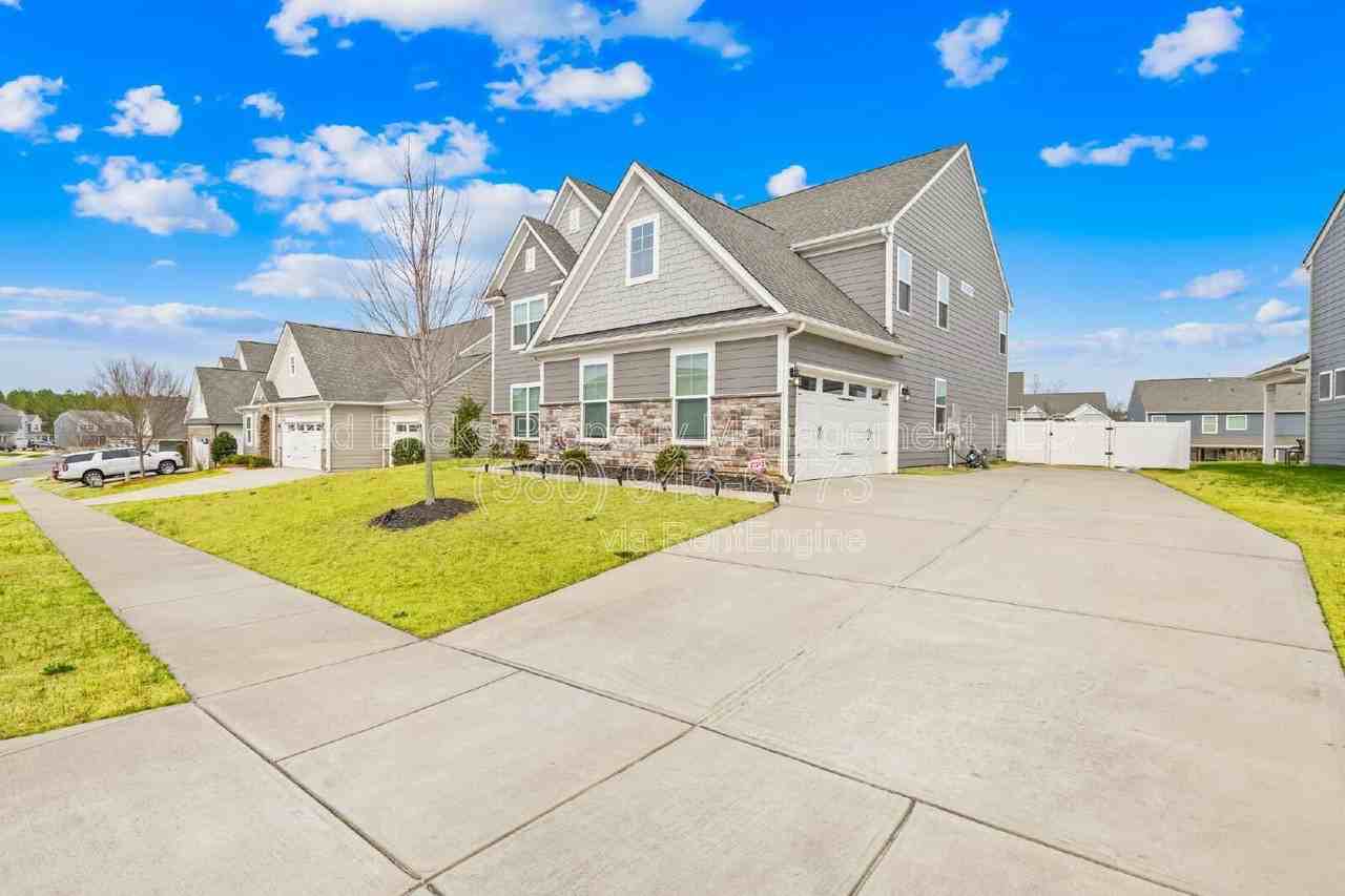 6126 Russo Ct - Photo 3 of 39