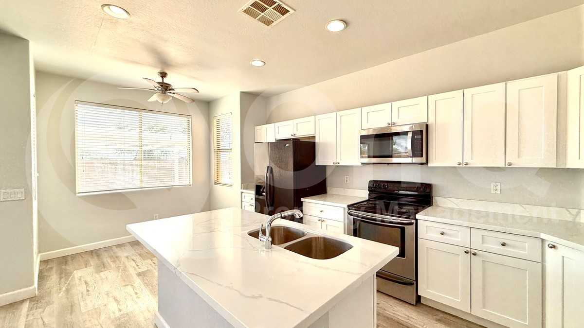 44057 W Palo Cedro Rd - Photo 5 of 22