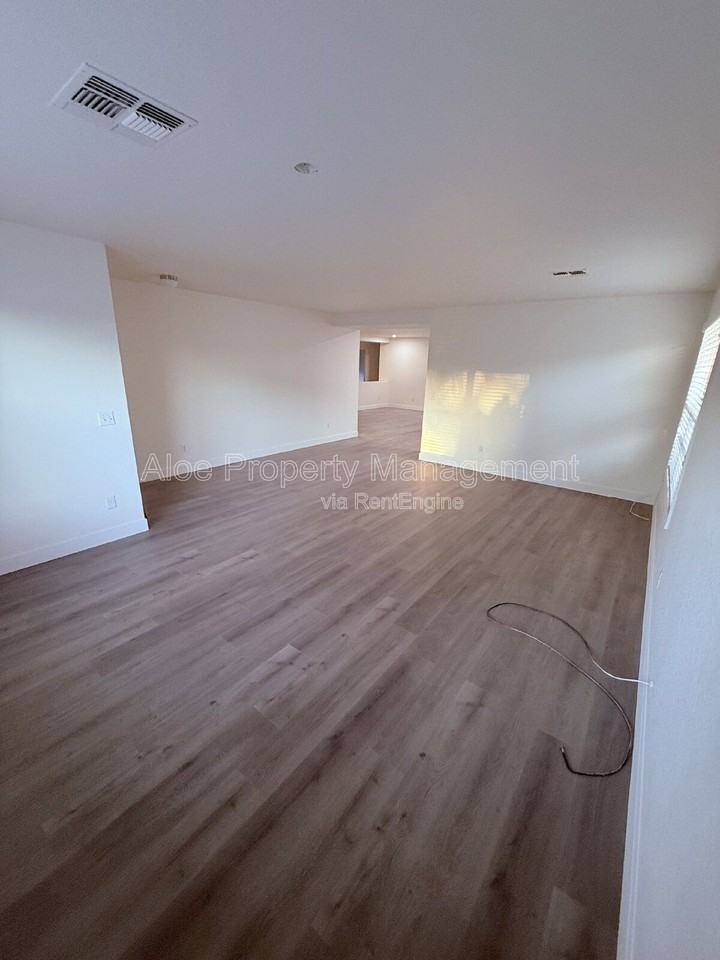 26807 North 31st Drive - Photo 6 of 25