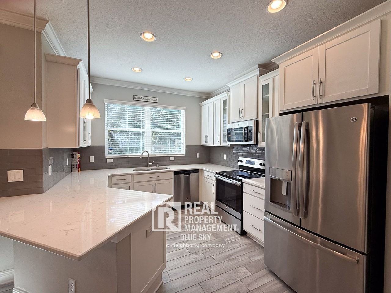 1947 Lake Waters Pl - Photo 2 of 33