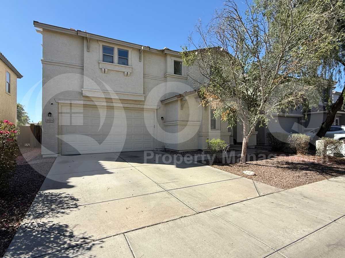 2604 S Southwind Dr - Photo 2 of 18