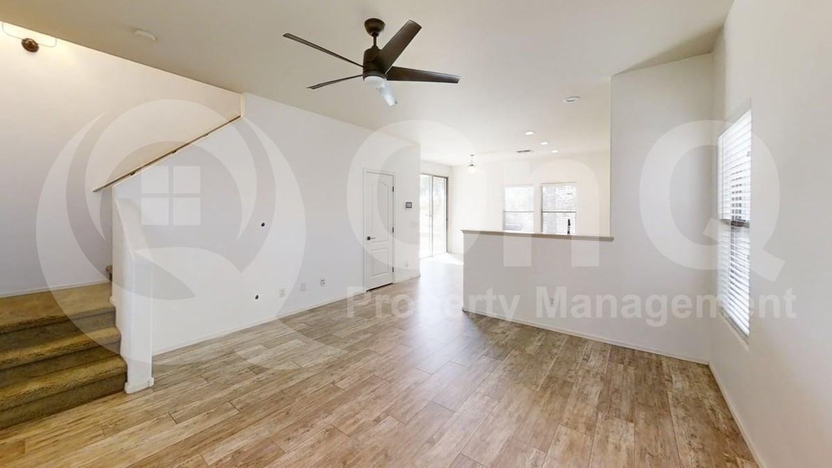 2604 S Southwind Dr - Photo 6 of 18