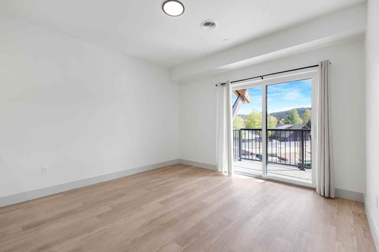 283 Snowy Mountain Cir - Photo 2 of 11