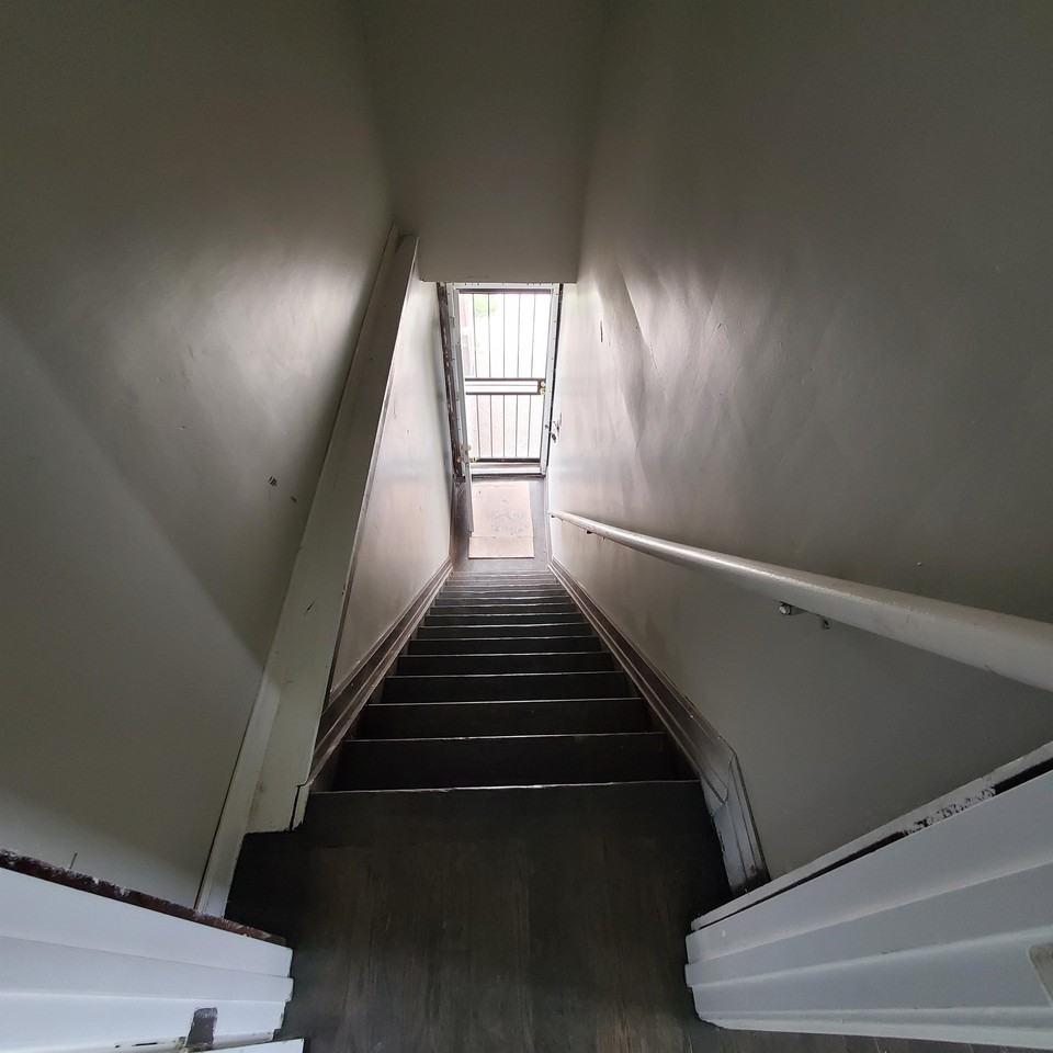 3129 Crane St - Photo 3 of 38