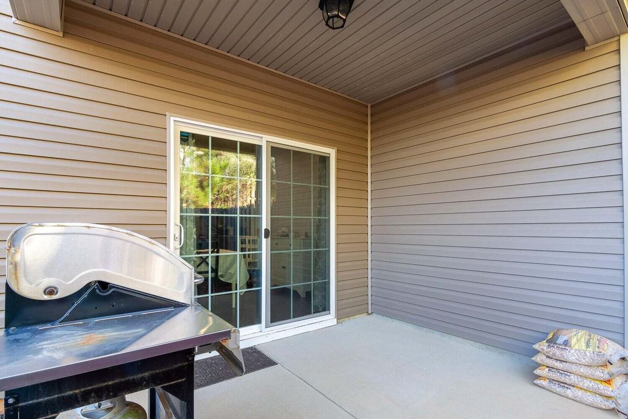 704 Red Cedar Ct #1 - Photo 3 of 19