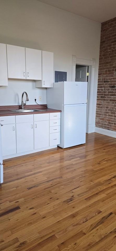 101 W Bridge St #4 - Photo 6 of 11