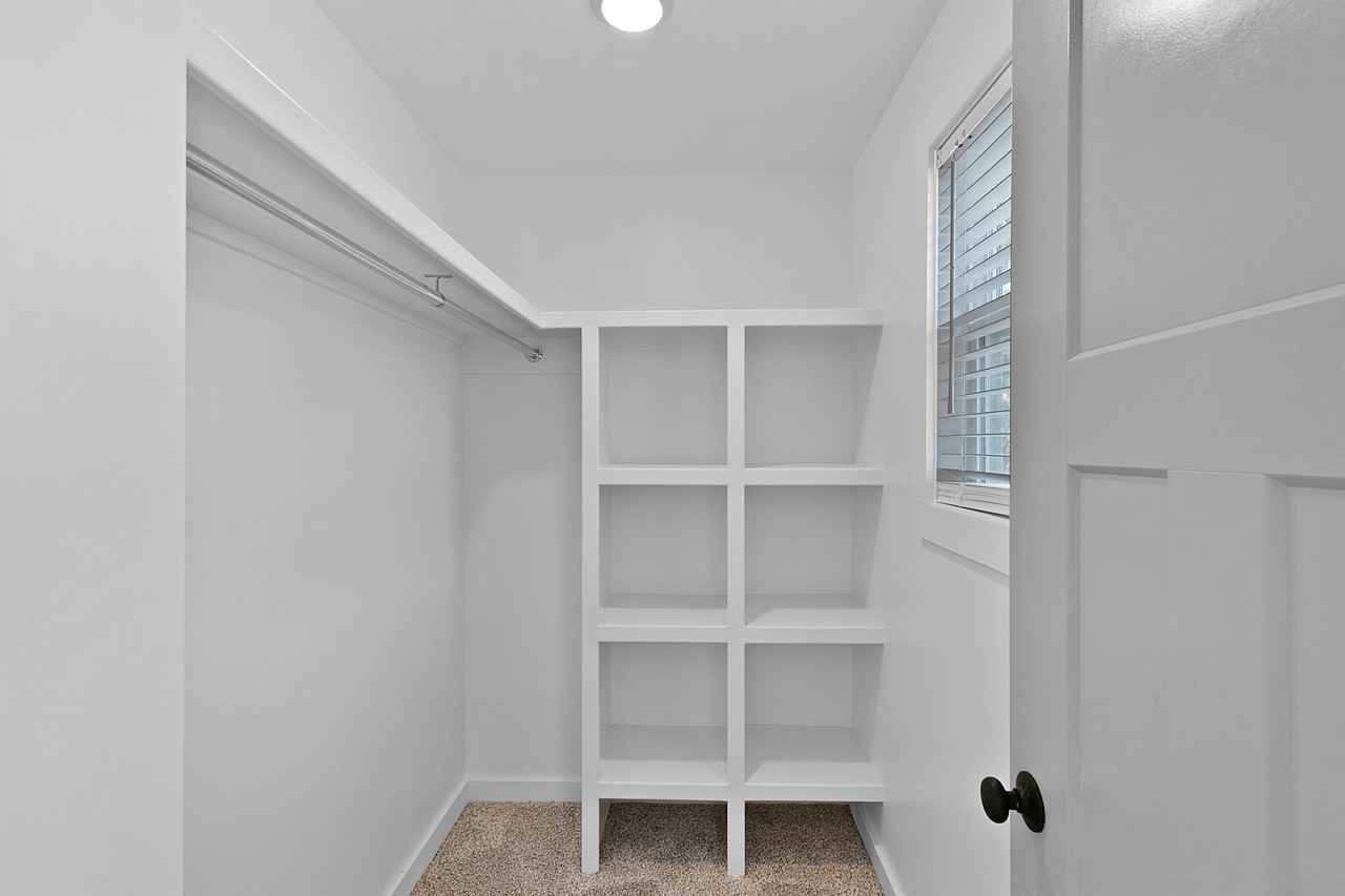 256 Morgan St #B - Photo 6 of 17