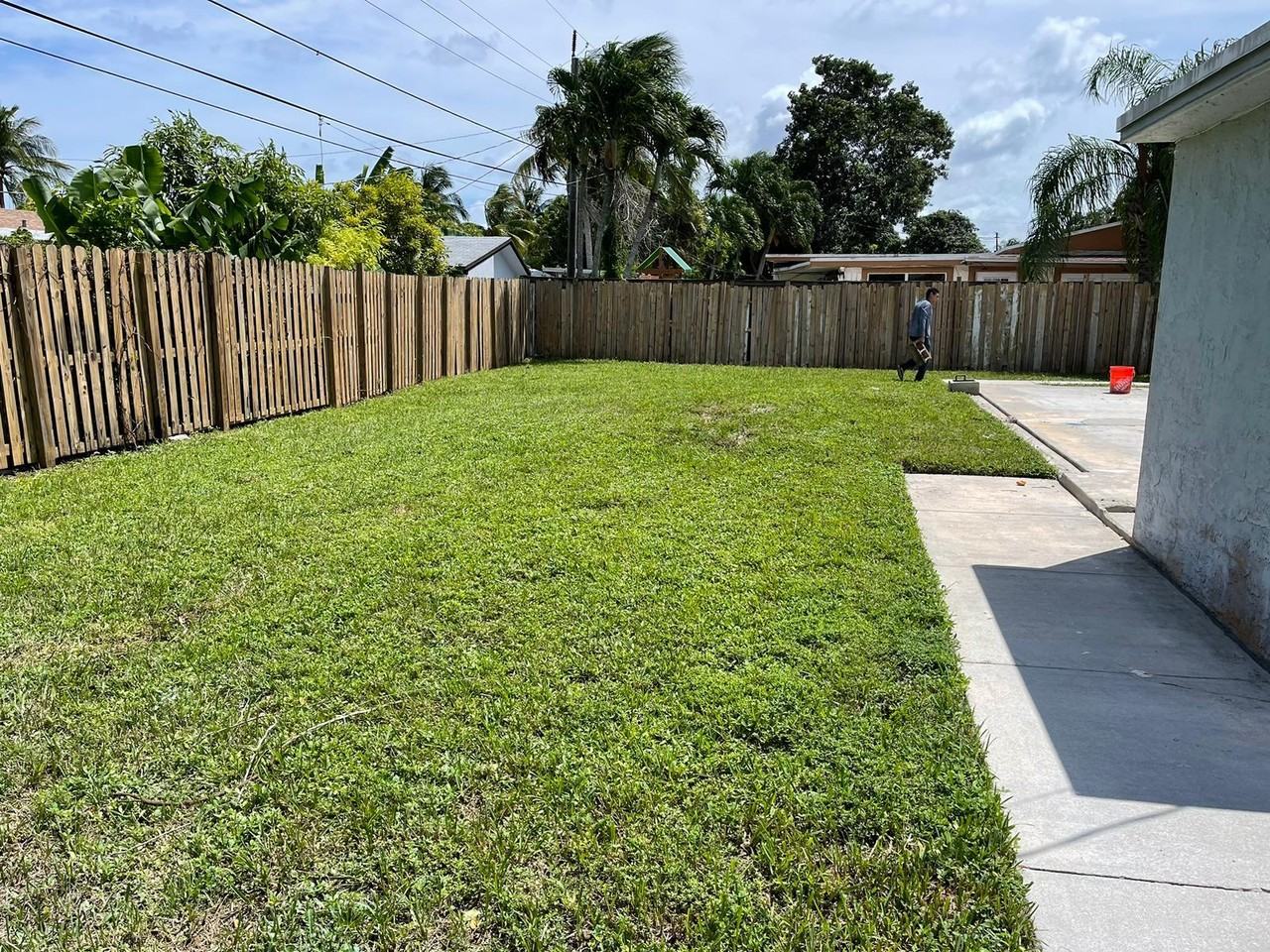 1730 Sw 64th Ter - Photo 2 of 12