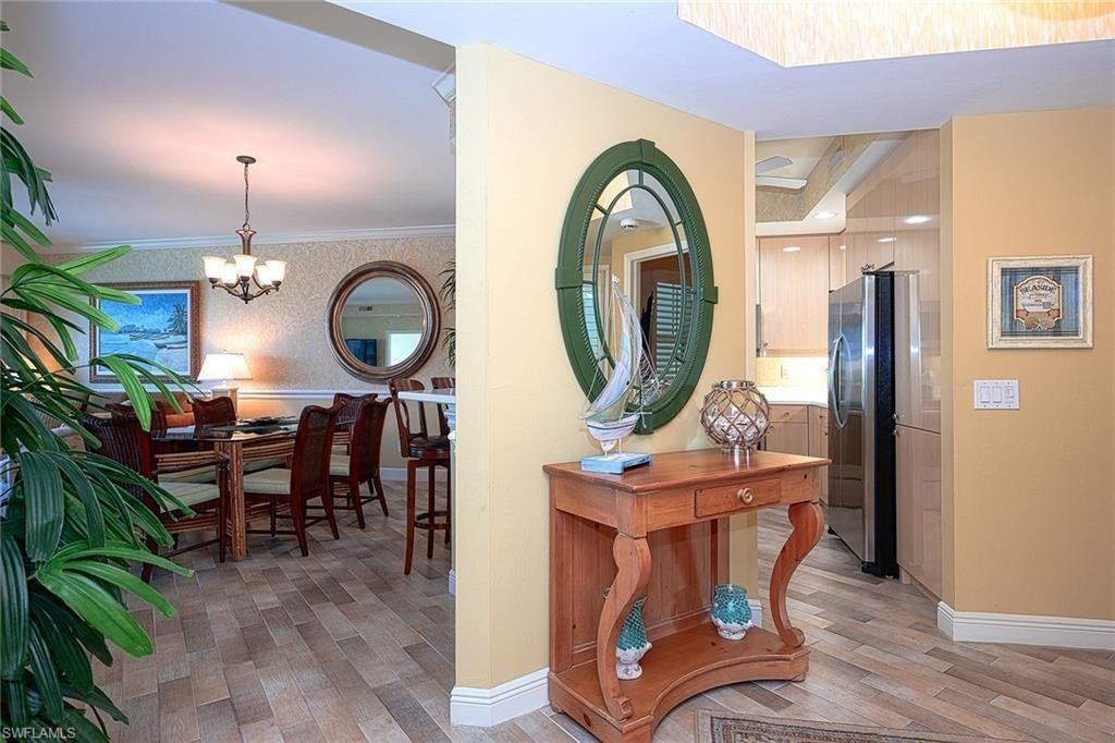 430 Cove Tower Dr #1 - Photo 7 of 47