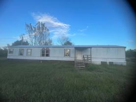 395 Pigeon Rd - Photo 1 of 1