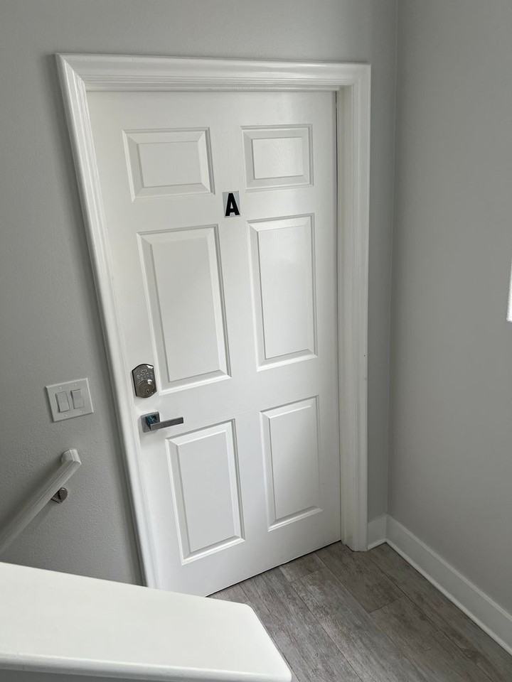 410 7th St - Photo 3 of 18