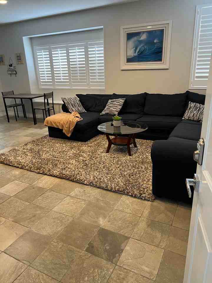 410 7th St - Photo 4 of 18