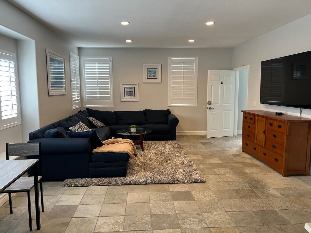 410 7th St - Photo 5 of 18