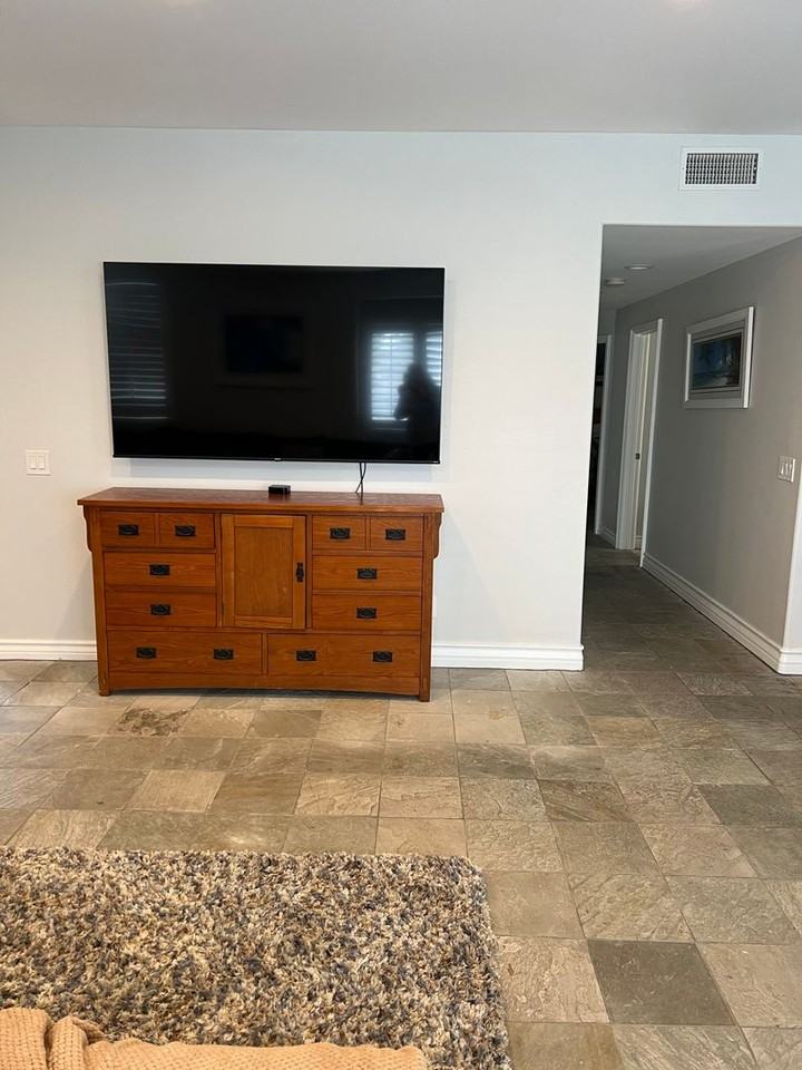 410 7th St - Photo 6 of 18