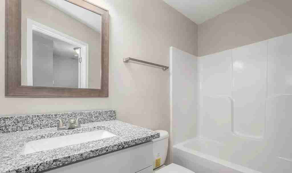 1343 Ontario Dr - Photo 6 of 7