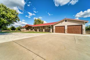 7753 Highway 99 - Photo 1 of 1