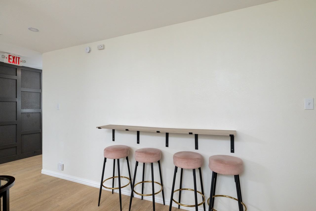 7520 Sequoia Ct #NA - Photo 5 of 36