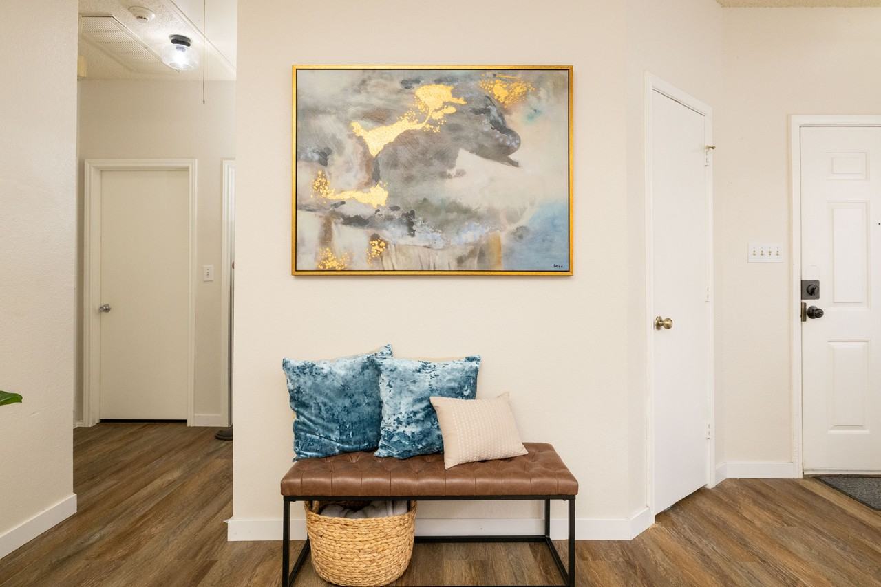 2926 Roxboro Rd #NA - Photo 2 of 32