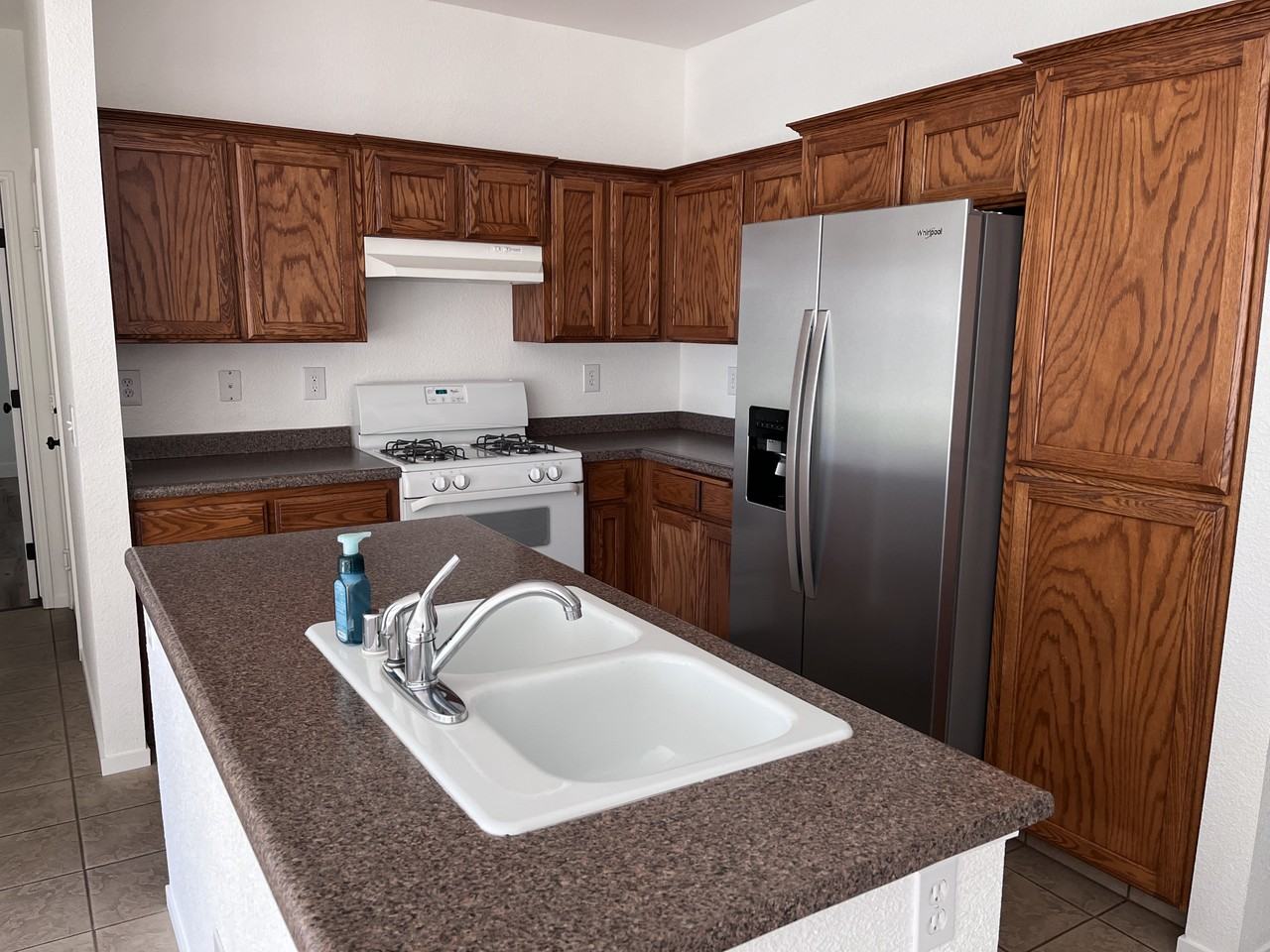 1745 West Merritt Street #NA - Photo 2 of 12