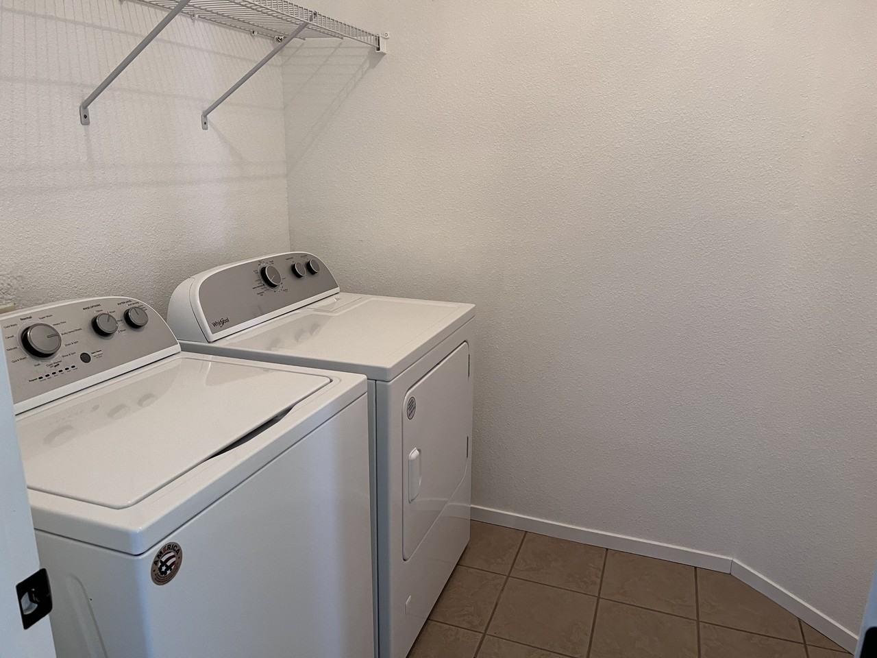 1745 West Merritt Street #NA - Photo 6 of 12