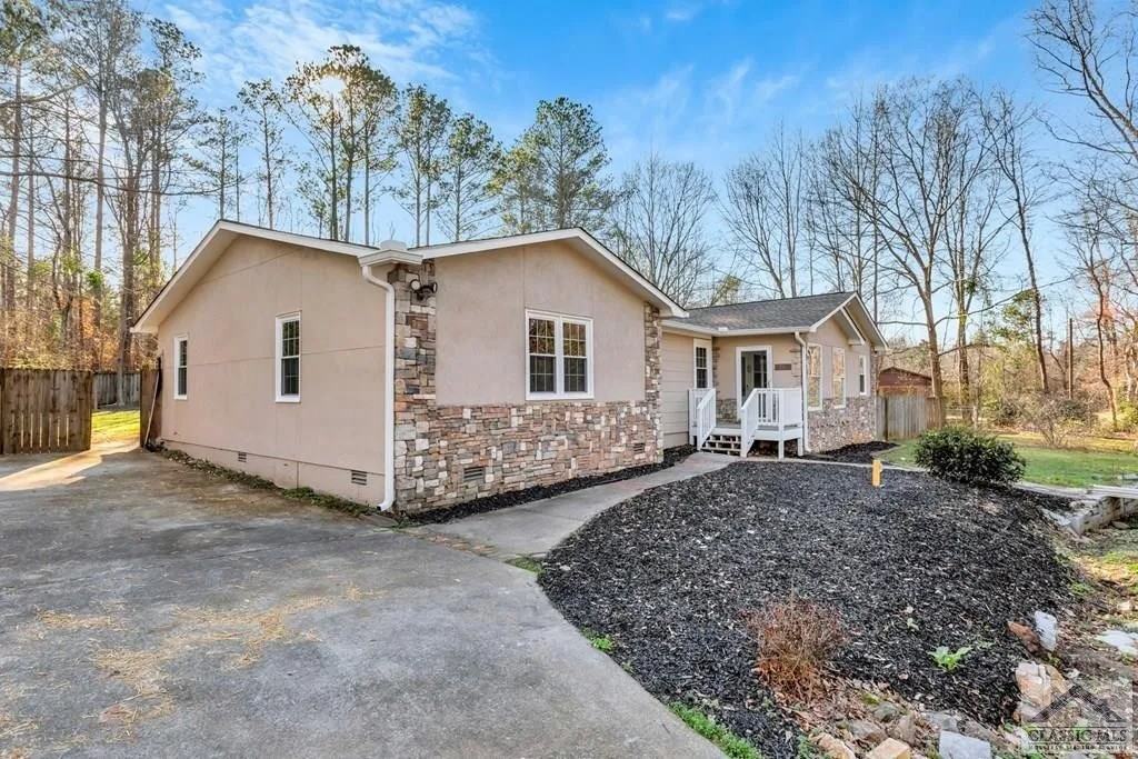 155 Dwight Rd #NA - Photo 6 of 24