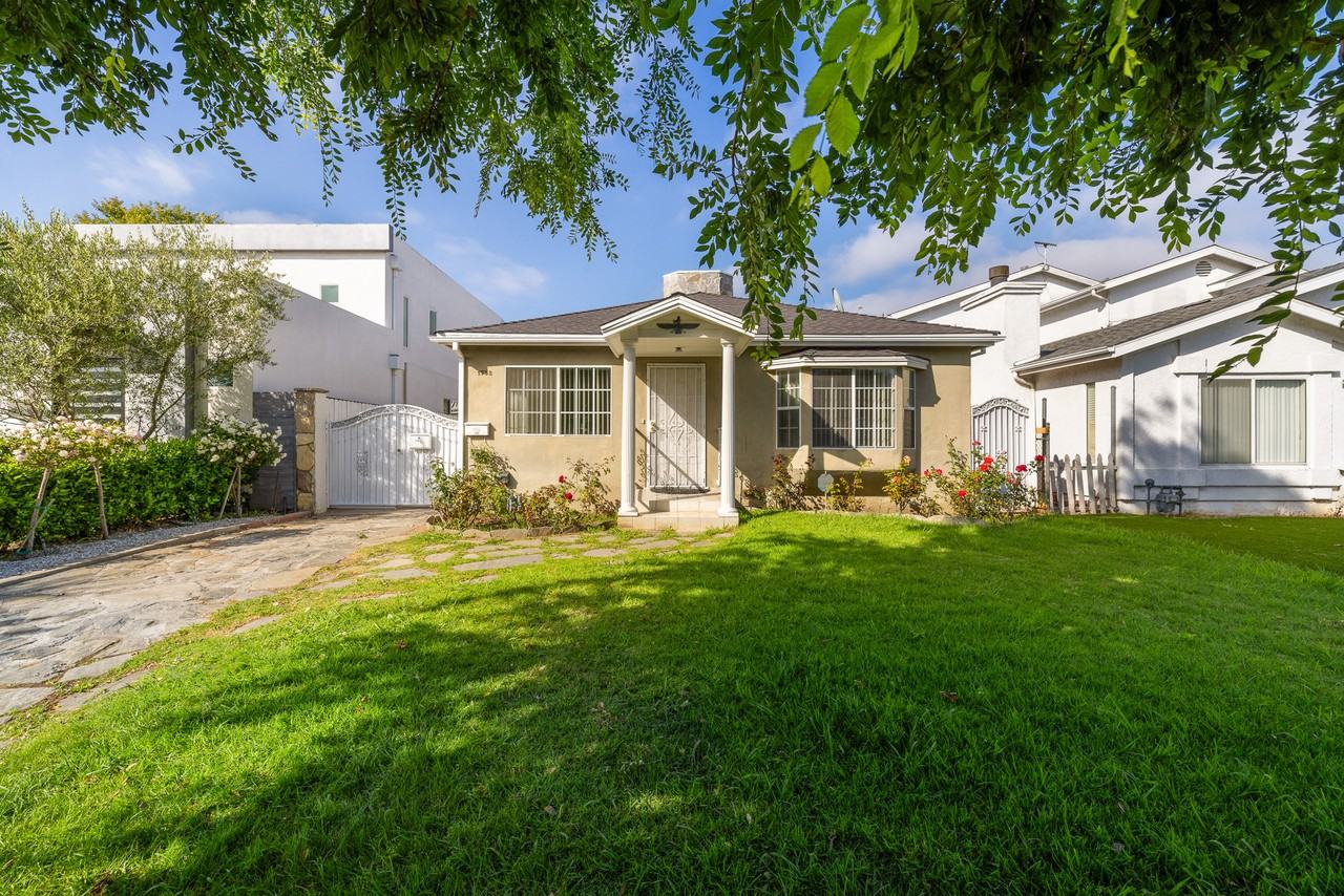 1732 South Carmelina Avenue #NA